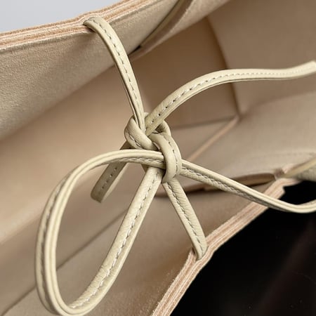 Bottega Small Arco Tote Bag