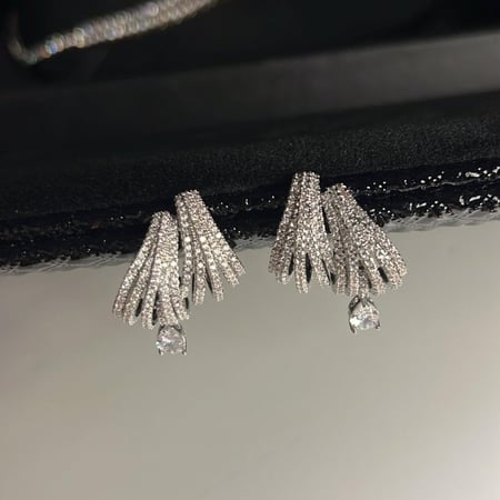 pear earrings