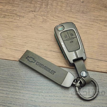 غلاف معدن مع ميدالية شيفرولية