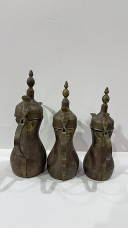 طقم دلال رسلان