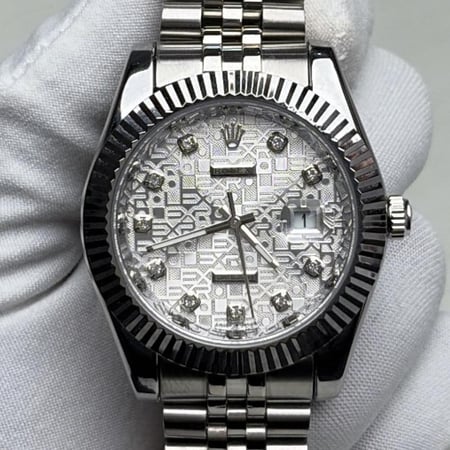 ساعة داي جيست ماستر