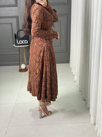 فستان ناعم وراقي من لوكا