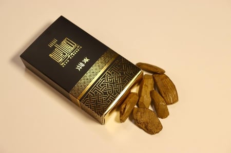 عود فاخر