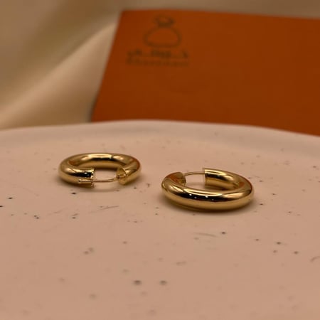حلق عيار 18