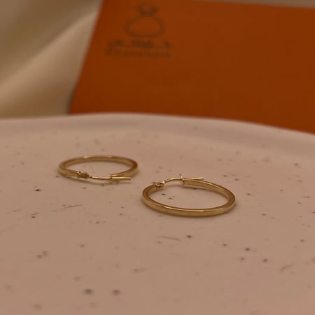 حلق عيار 18