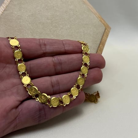 سلسال جنيهات عيار 21