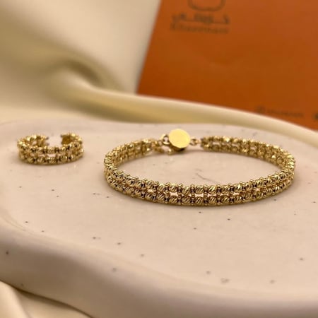 سوارة وخاتم عيار 18