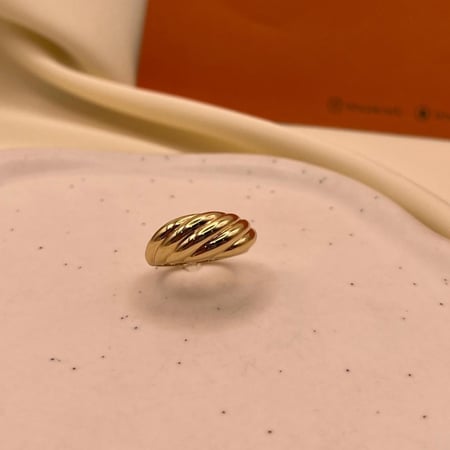 خاتم عيار 18