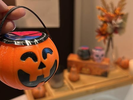 هالوين باث بومب