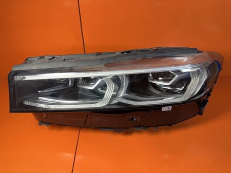 شمعة أمامية BMW G12