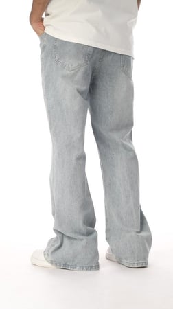 بنطلون جينز وايد فِلكس من إكسوبلانت