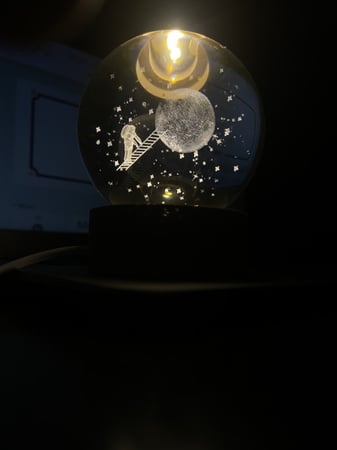 بلورة الطلوع إلى القمر