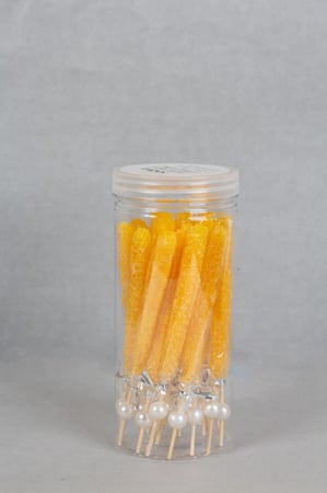 أعواد سكر بالزعفران