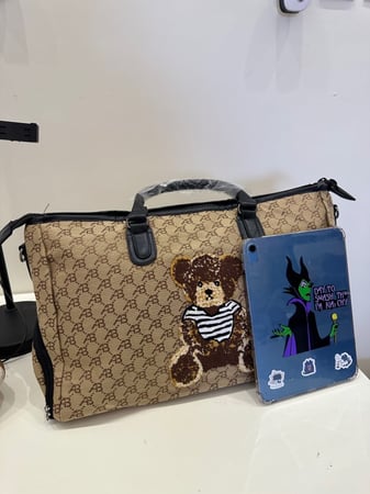 شنطة دبدوب اسود متعددة الاستخدامات