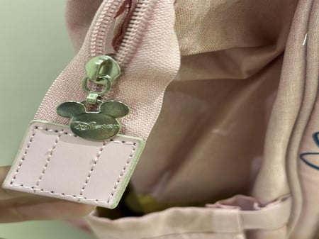 شنطة ثيم ديزني شخصية ميني