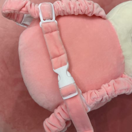 خدادية على شكل شنطة لحماية رأس الطفل