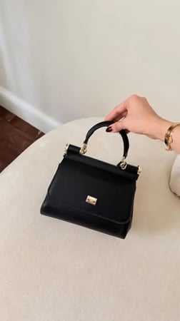 شنطه دوتشي اسود