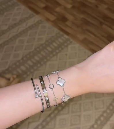 بكج3 اساور ناعم باللون الفضي