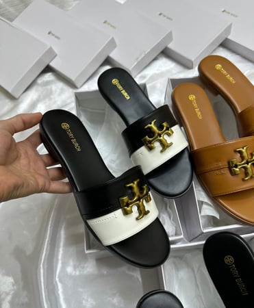 سلير تورى  عده الوان