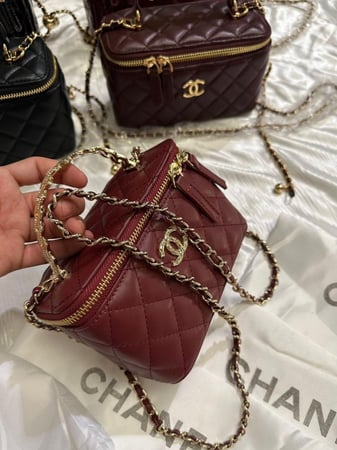 شنطة شانيل مكياج