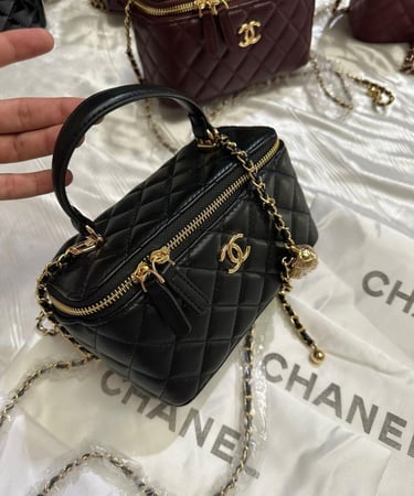 شنطة شانيل مكياج