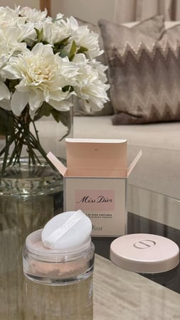 بودرة مس ديور