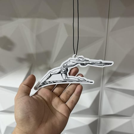 تعليقة تمثال قطب اولدزموبيل