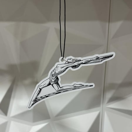 تعليقة تمثال قطب