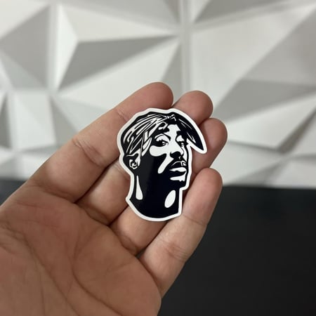 استيكر توباك