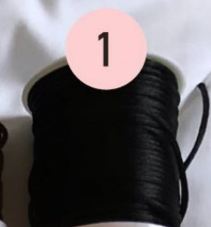 توزيعات اساور خيط ساده مع إضافة ثيم