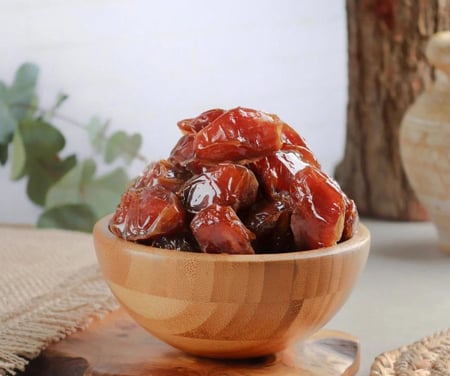 تمر خلاص سوبر ديلوكس  (حبة كبيرة-وسط)