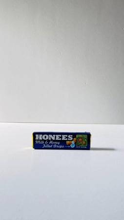 حلاوة بالعسل والحليب . حجم صغير