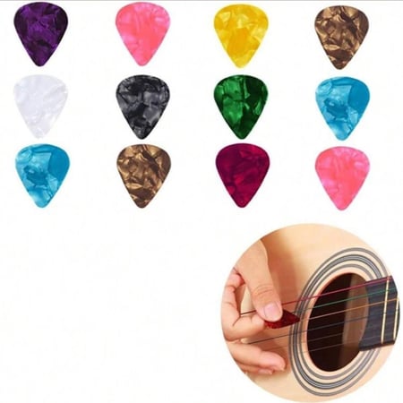 أدوات الجيتار المتكاملة لصيانة وضبط الأداء الموسيقي متوفرة في مقام الص