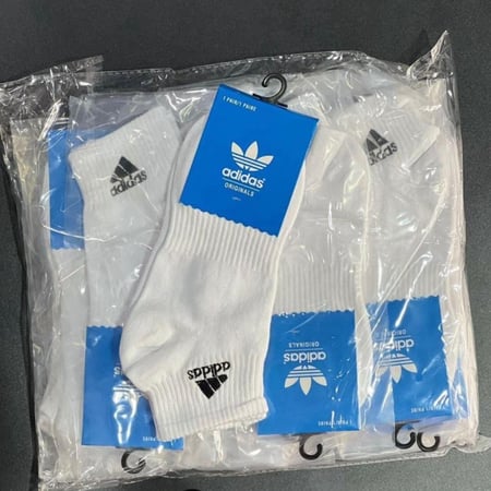 شرابات أديداس