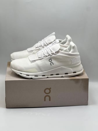 حذاء اون راننق فيتنامي