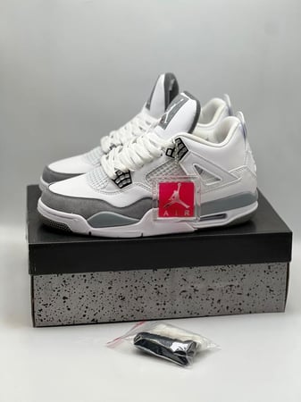 حذاء جوردن 4