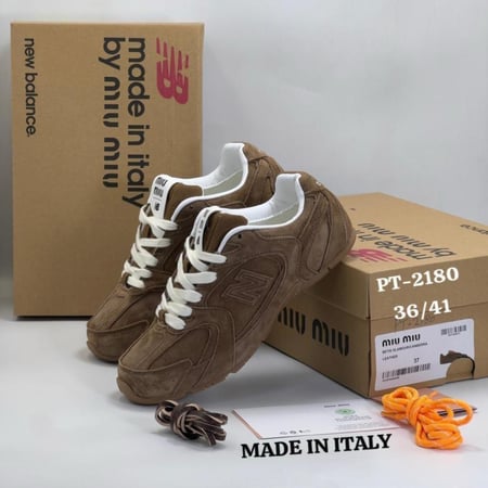 حذاء ميو ميو مع نيوبالانس