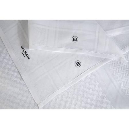 شماغ بالمان أبيض