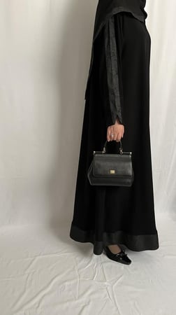 عباية قمر