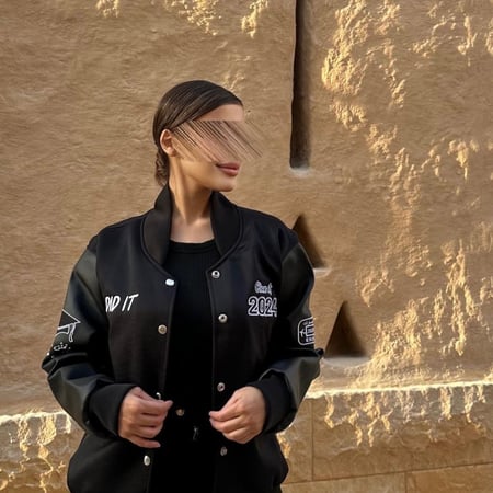 جاكيت تخرج 2025