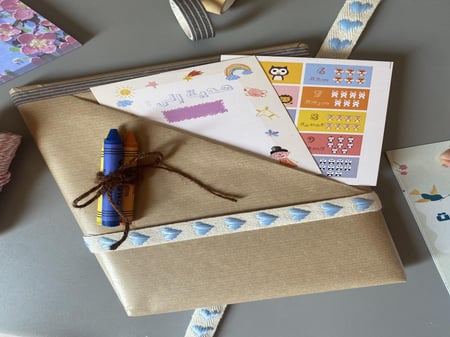 تغليف كتاب أطفال