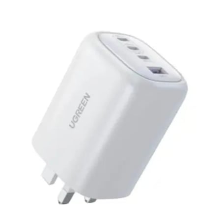 شاحن يو جرين جداري 100 واط 3 مخارج PD ومخرج يو اس بي أبيض