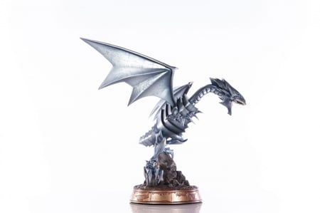 Blue Eyes Dragon Silver Standard Edition