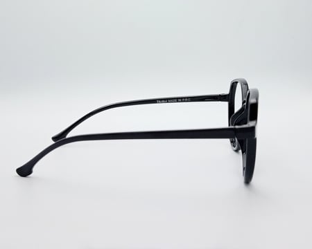 نظاره طبية موديل رقم 8283c11