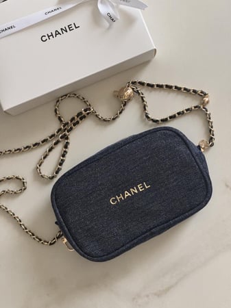 شنطة كروس بيوتي chanel