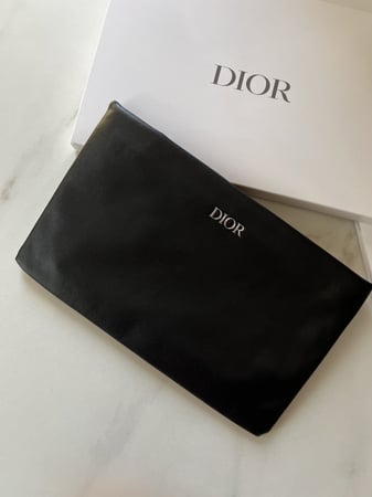 باوتش dior صغير جلد