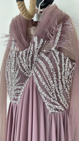 فساتين للحوامل