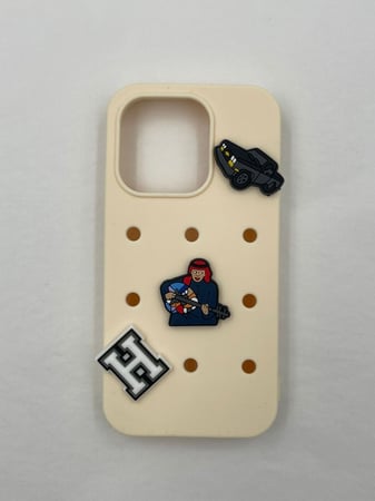 كفر جوال ايفون كروكس مع تشارمز