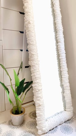 مرايا طويلة بستاند توصيل للرياض فقط