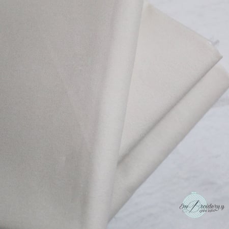 قماش كتان اوف وايت